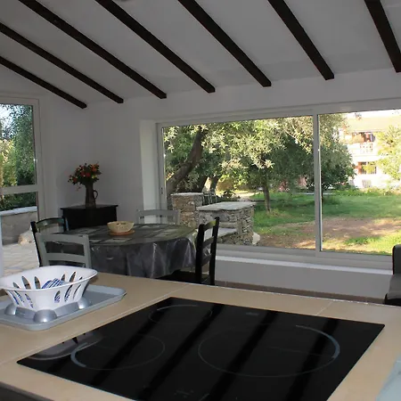 Domaine Le Clos Des Oliviers 3* Sorbo-Ocagnano