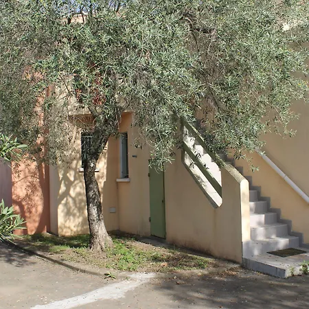 Domaine Le Clos Des Oliviers Aparthotel 3*