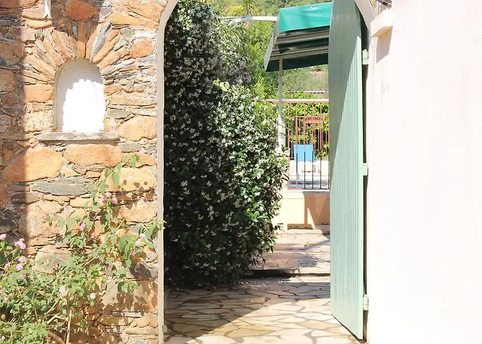 Domaine Le Clos Des Oliviers Aparthotel 3*