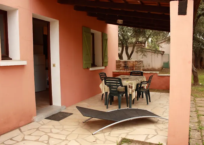 Domaine Le Clos Des Oliviers Aparthotel 3*