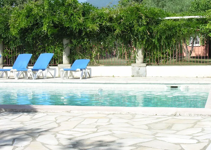 Domaine Le Clos Des Oliviers Aparthotel 3*
