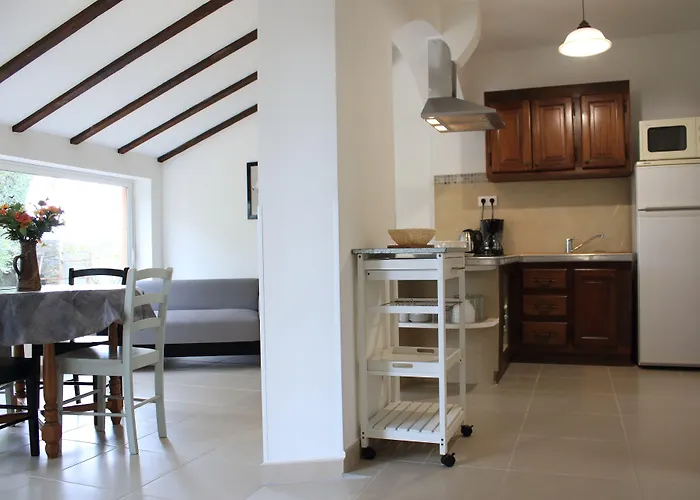 Aparthotel Domaine Le Clos Des Oliviers 3*