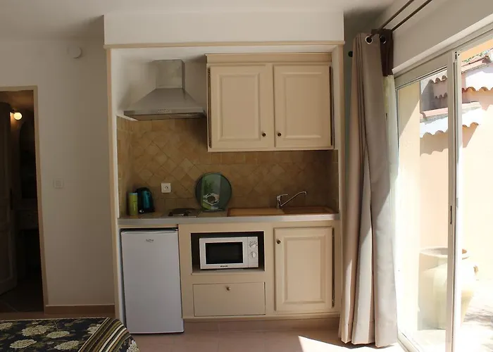 Domaine Le Clos Des Oliviers Aparthotel Sorbo-Ocagnano