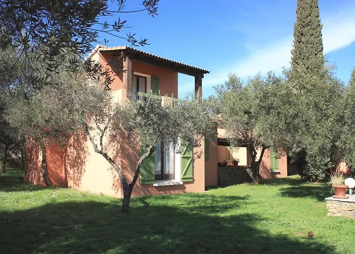 Domaine Le Clos Des Oliviers 3*